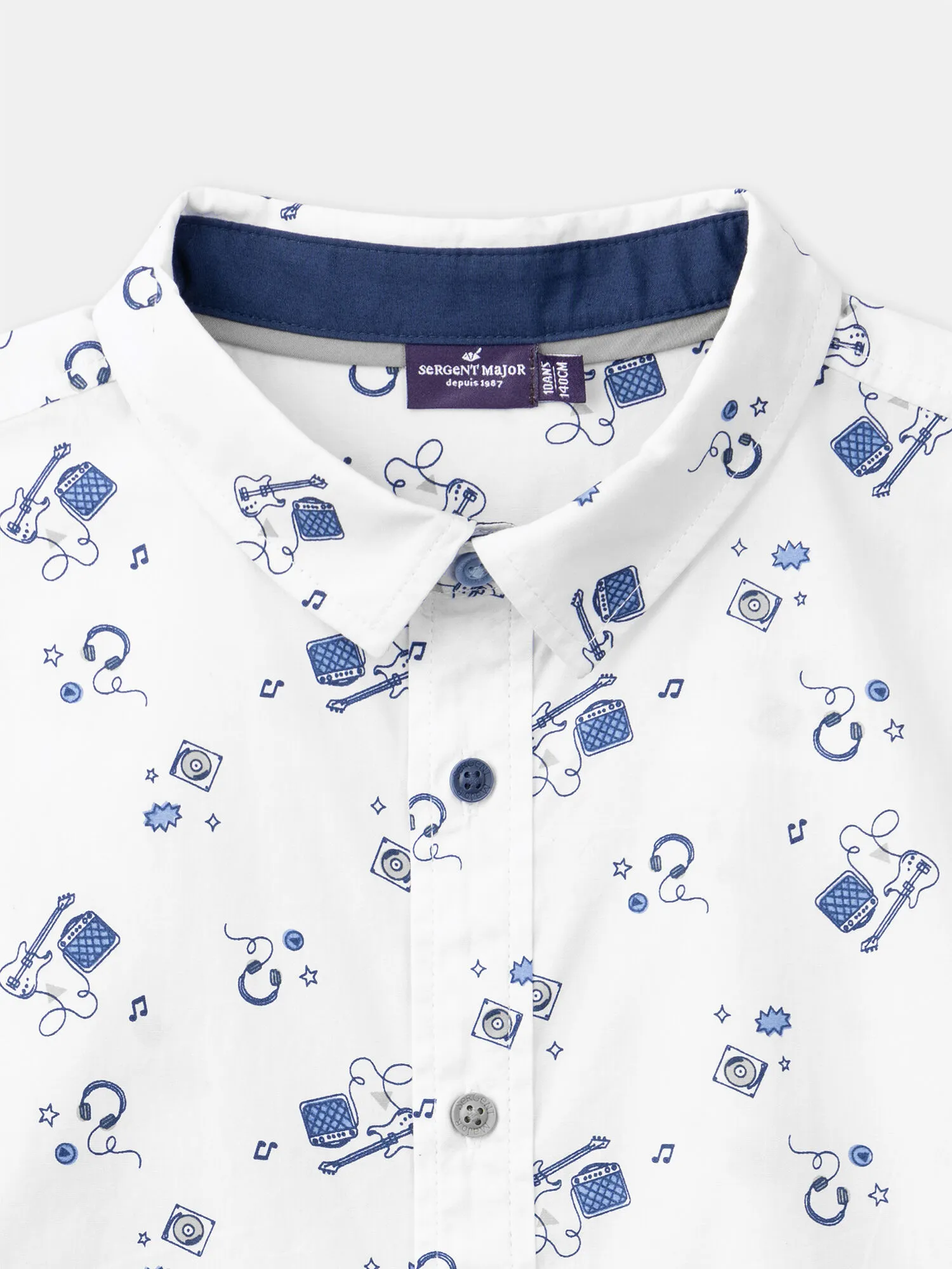 Camicia ecrù con stampa musicale    