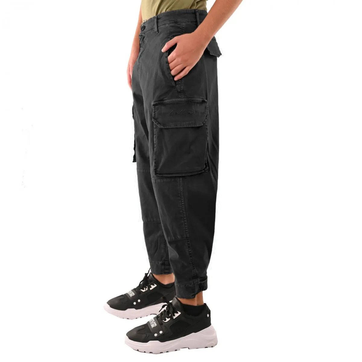 Pantalone, Nero